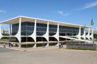 STJ: imóvel em usucapião não configura fraude à execução fiscal